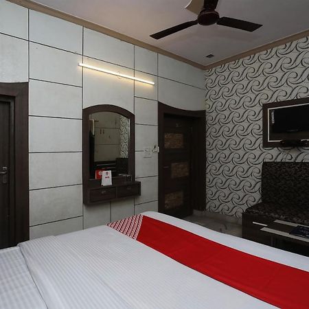 Oyo 29411 Hotel Vanshika Agra  Exterior foto